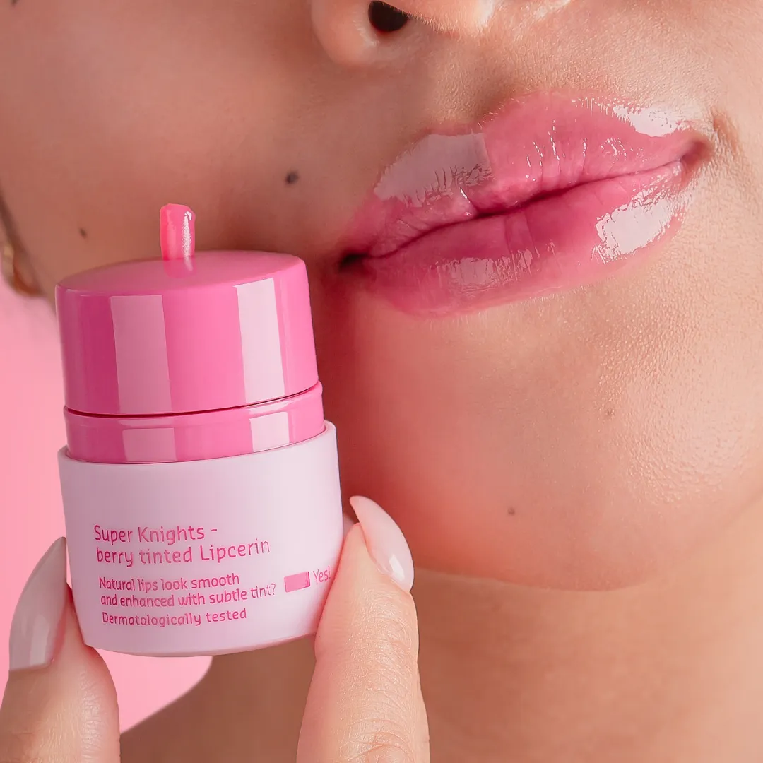 Super Knights Berry Tinted Lipcerin görsel 3